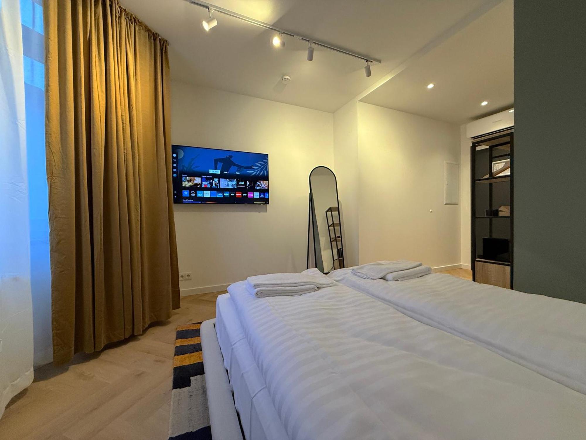 Stayzz By Homyzz - Modern Studios Alsterdorf -Winterhude- Stadtpark Гамбург Экстерьер фото